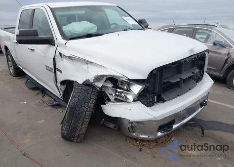 2018 Ram 1500 Big Horn 4X4 6'4 Box z USA, uszkodzony, nr VIN 1C6RR7TM1JS226856